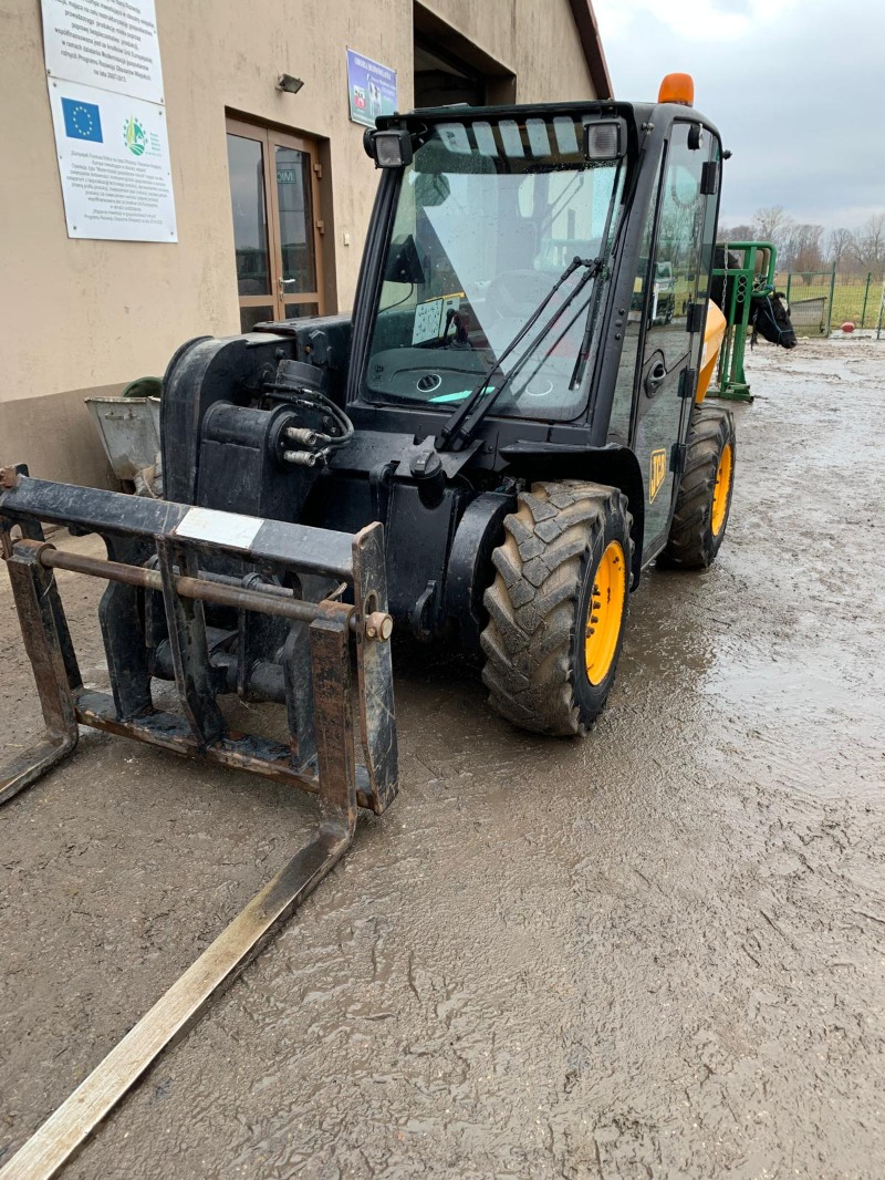 JCB 515-40 - Excavator + Loader - Telescopic handler