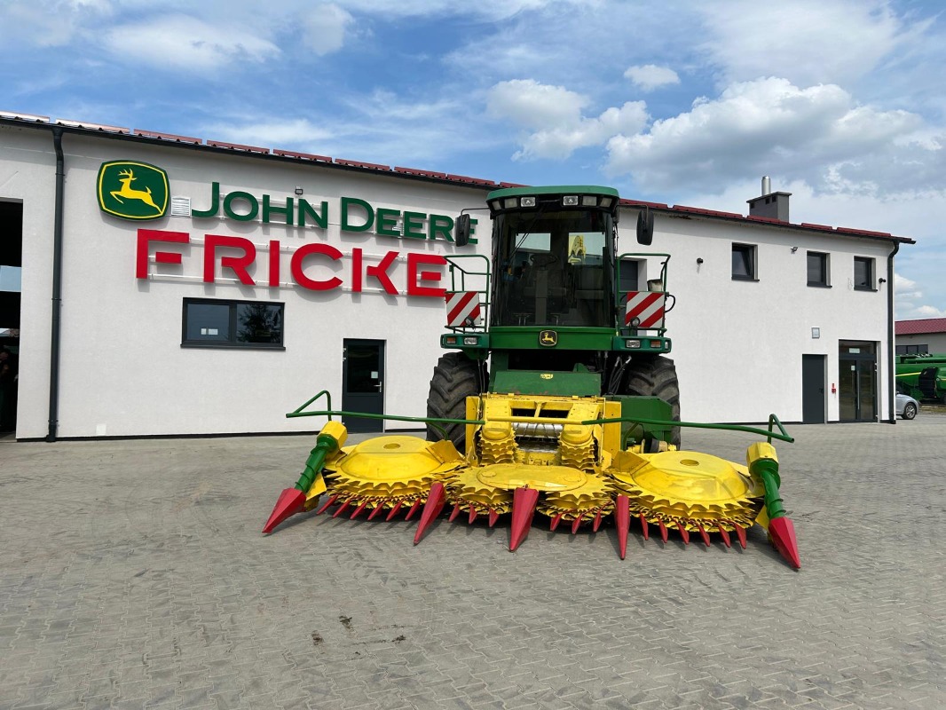 John Deere 7300 - Cosechadora de forraje