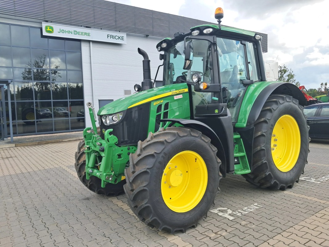 John Deere 6120M - Ciągnik