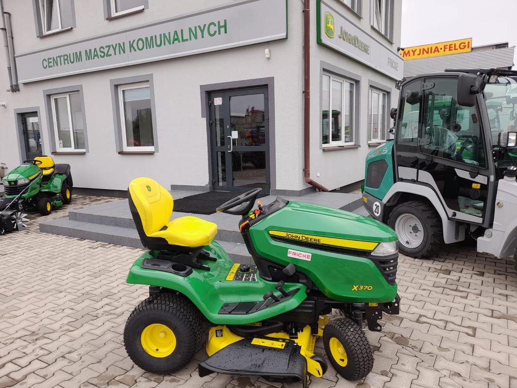 John Deere X370 - Garten-/Kommunaltechnik - Aufsitzmäher