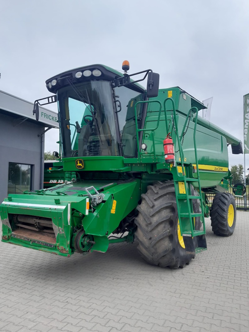 John Deere W 540 - Combine harvester