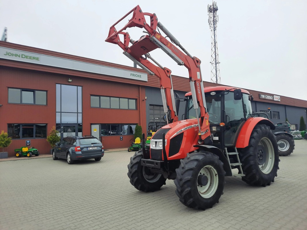 Zetor FORTERRA 100 HSX - Tractor