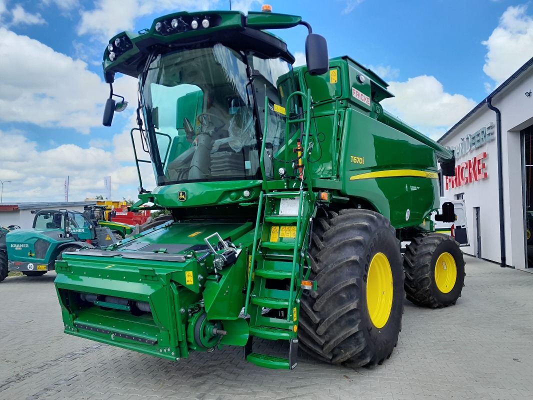 John Deere T 670i - Cosechadora