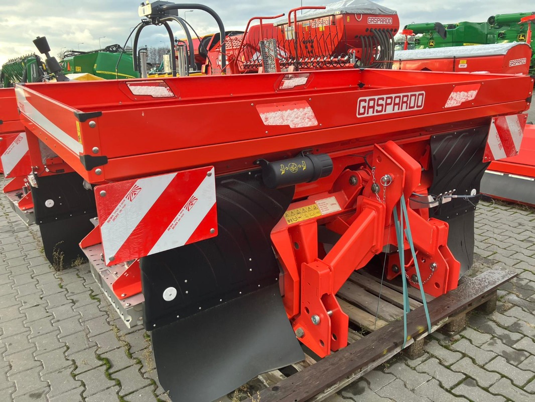 Maschio PRIMO EW 320 - Düngung/Pflanzenschutztechnik/Pflege - Düngerstreuer