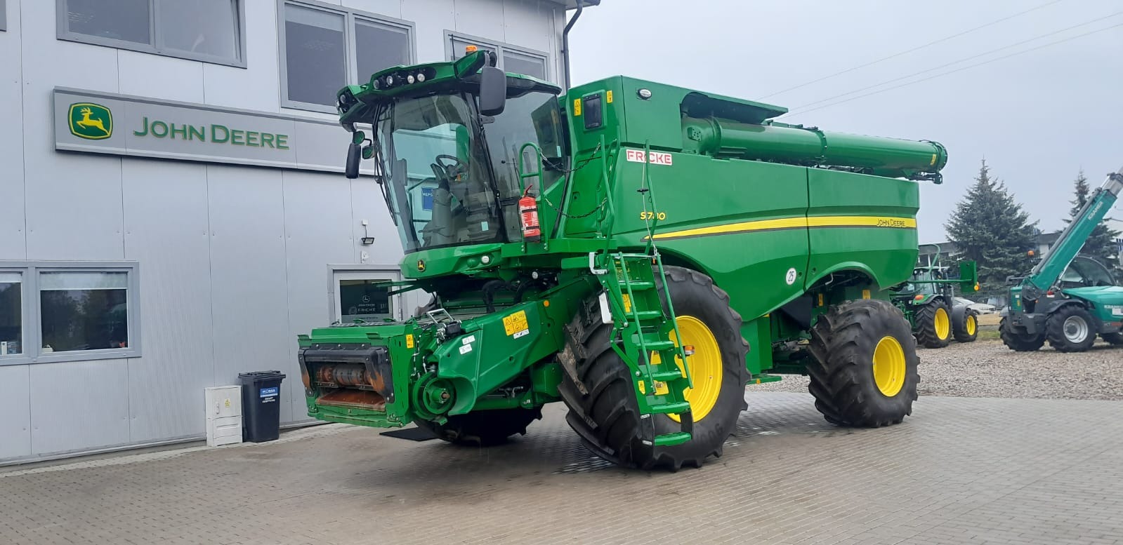 John Deere S780 - Combine harvester